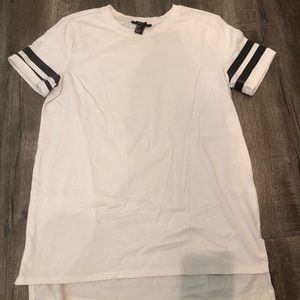 Forever 21 T shirt